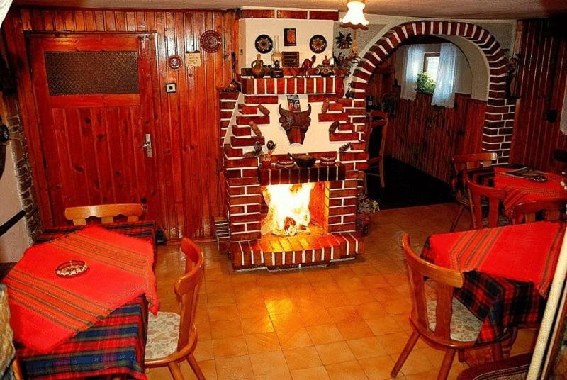 Mavrikova Kushta Hotel Bansko Exterior photo